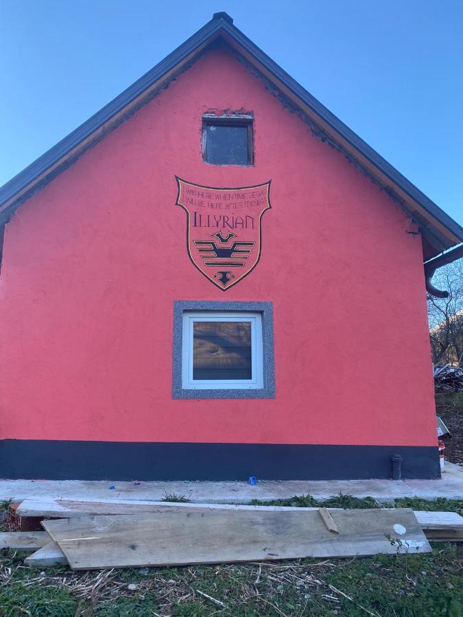 דירות Gusinje Casa Illyria מראה חיצוני תמונה